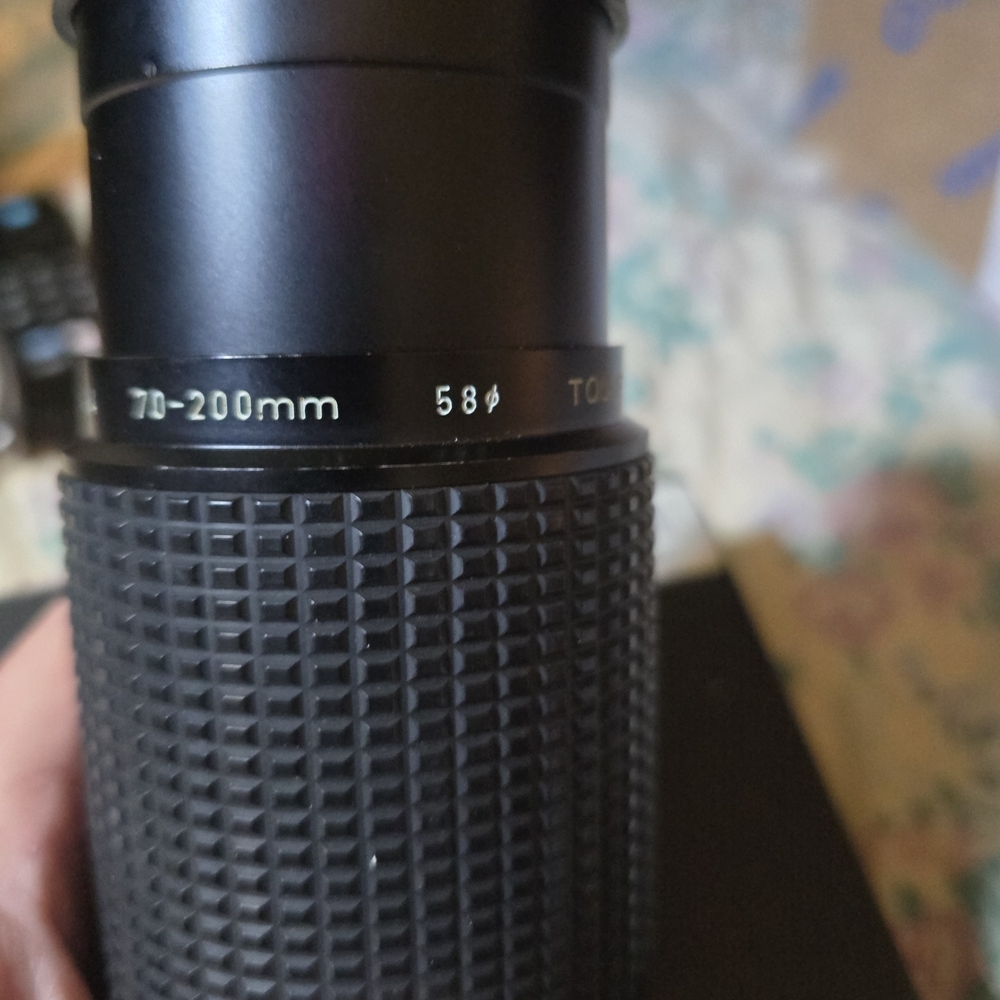Black Telephoto Zoom Lens - Picture 4 of 11